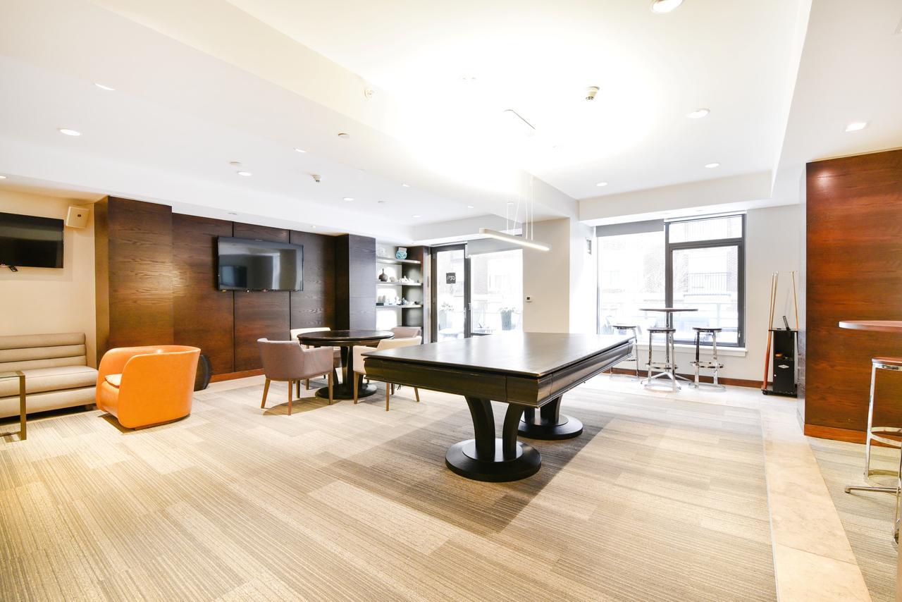 Global Luxury Suites At Kenmore Square Boston Bagian luar foto
