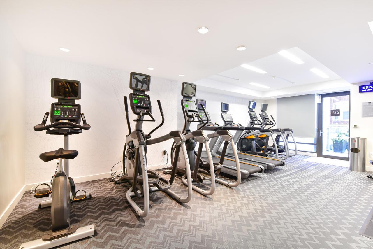 Global Luxury Suites At Kenmore Square Boston Bagian luar foto