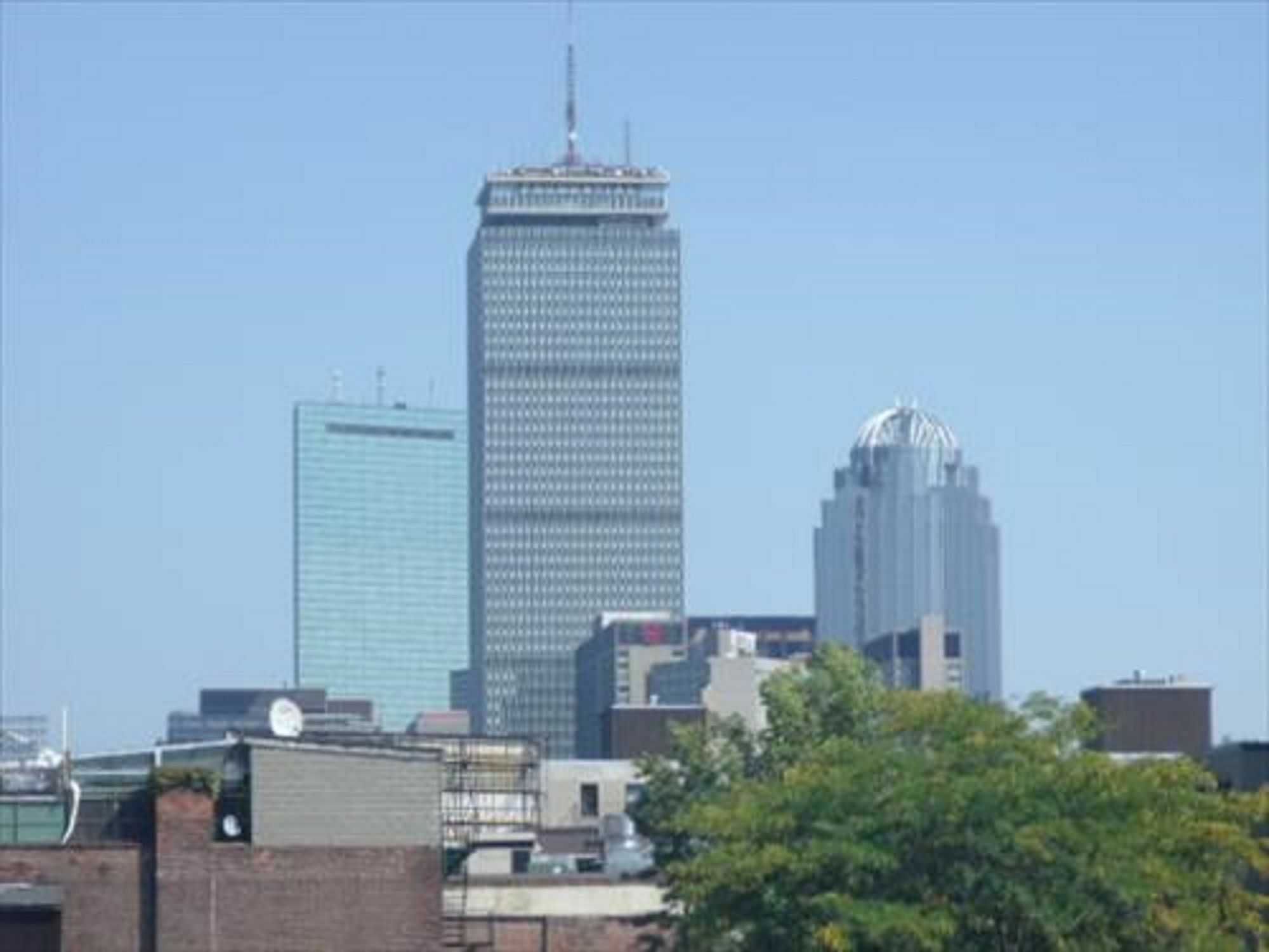 Global Luxury Suites At Kenmore Square Boston Bagian luar foto