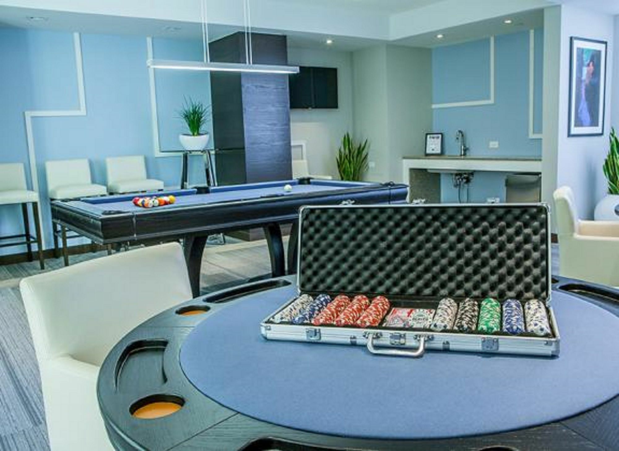 Global Luxury Suites At Kenmore Square Boston Bagian luar foto
