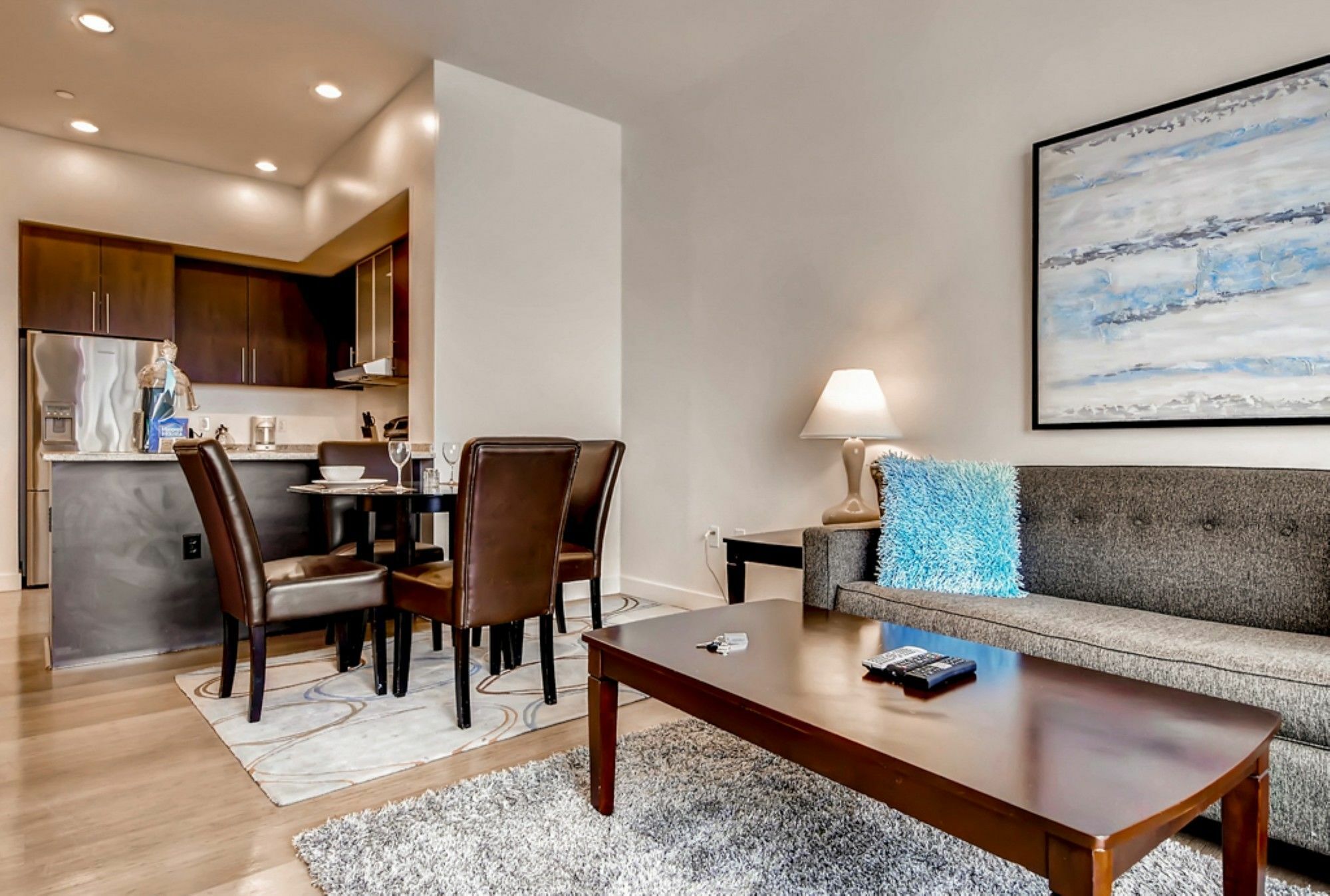 Global Luxury Suites At Kenmore Square Boston Bagian luar foto